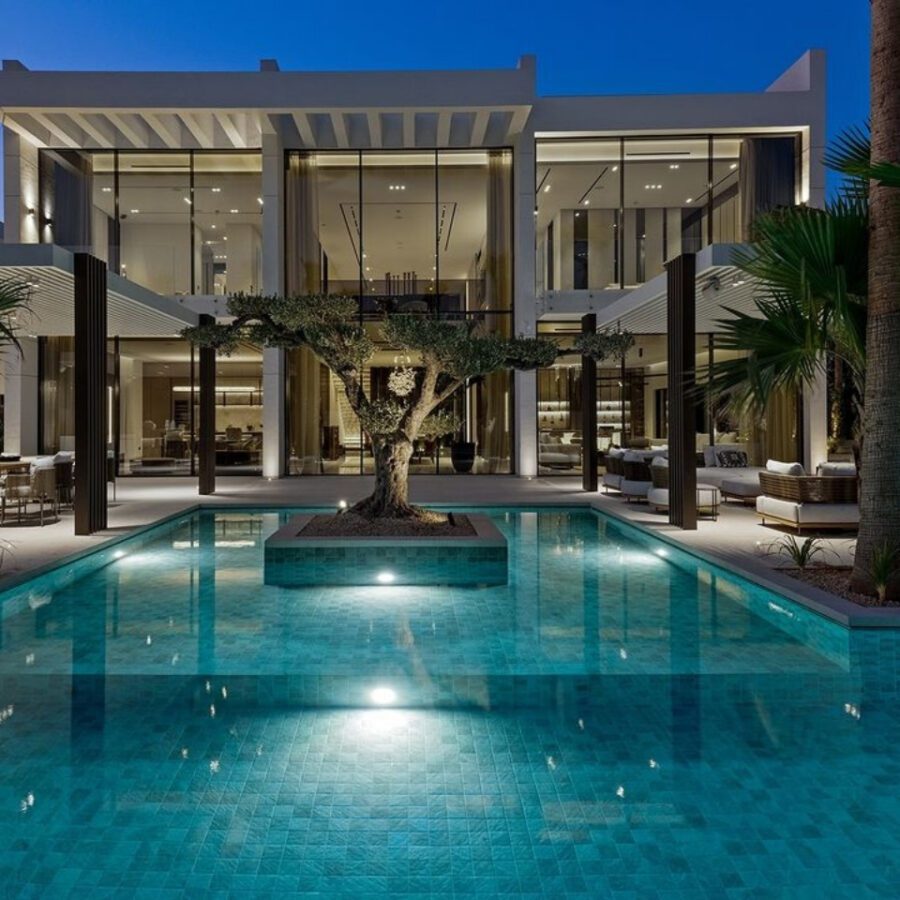 Luxury Villa in Dubai