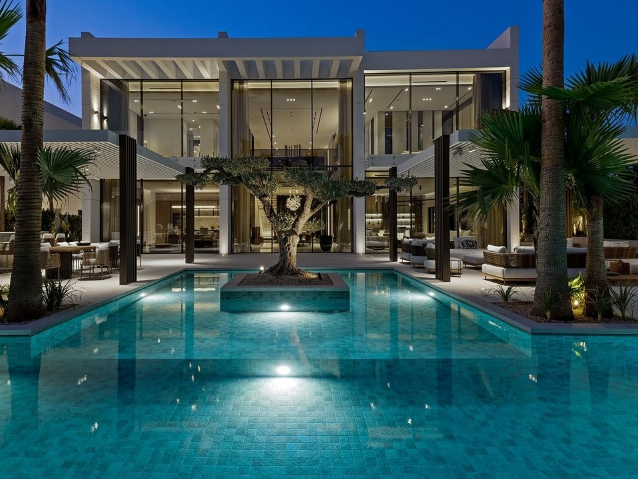 Luxury Villa in Dubai