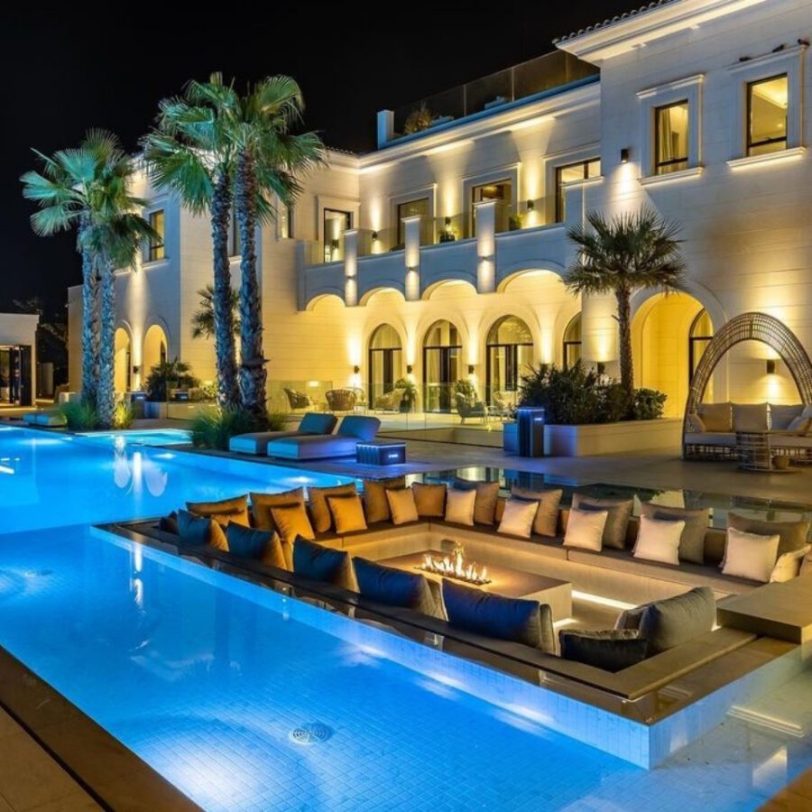 Luxury Villa in Dubai